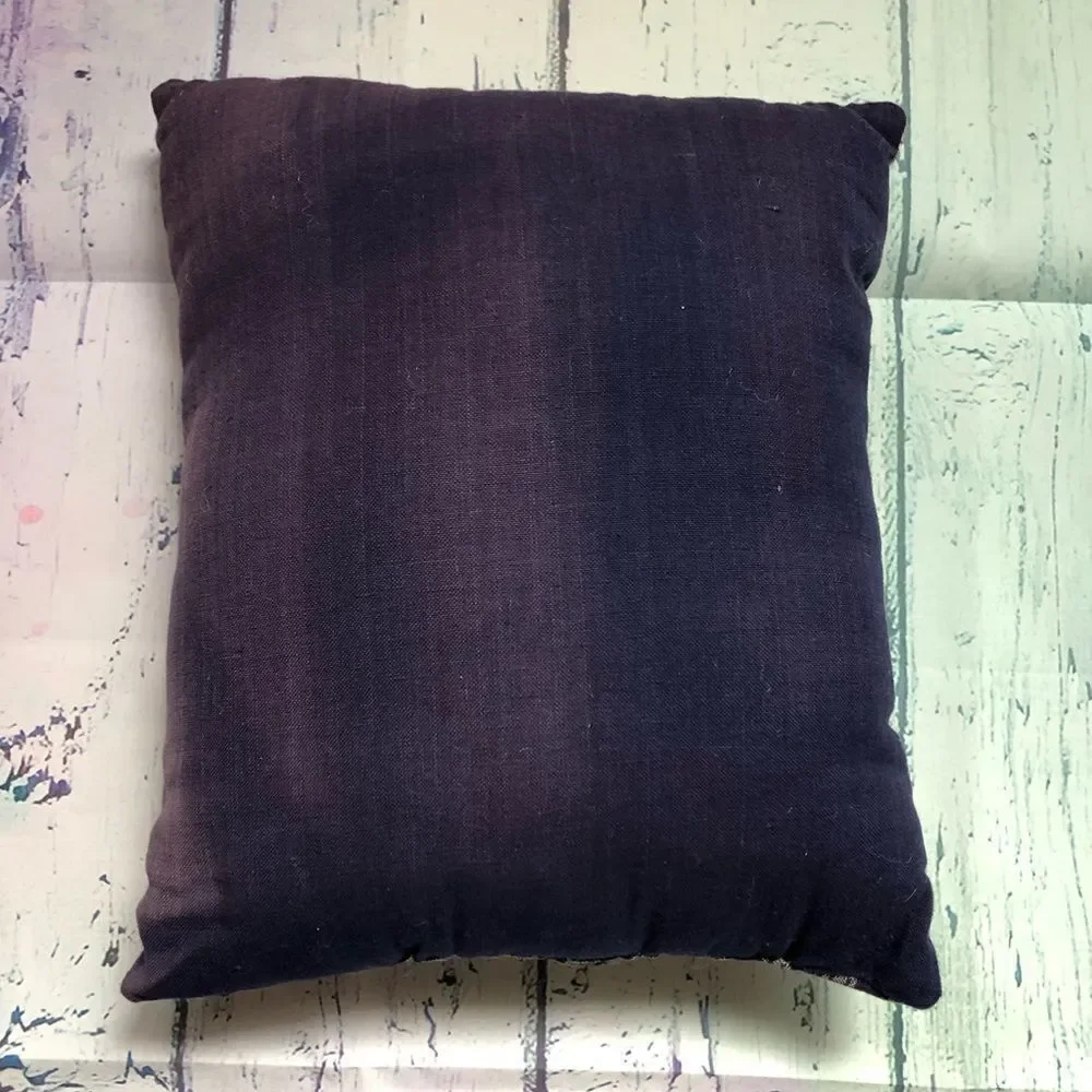 Pillow with Detailed “if you believe in yourself”